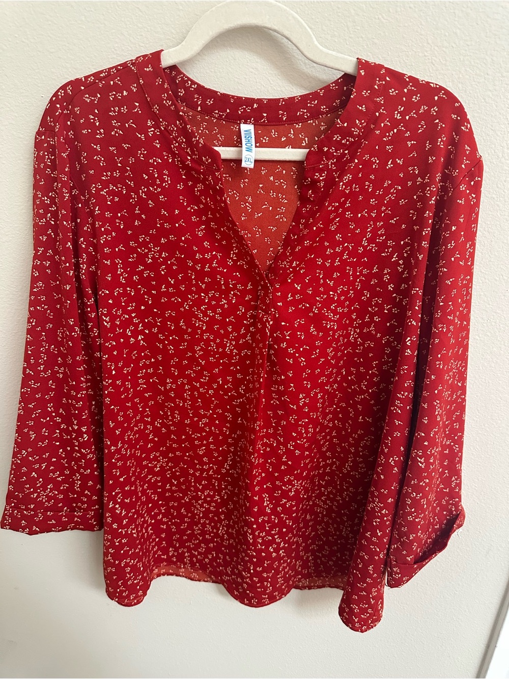 Red Floral Split-Neck Women's Blouse, Size 2XL, Brand Vishow